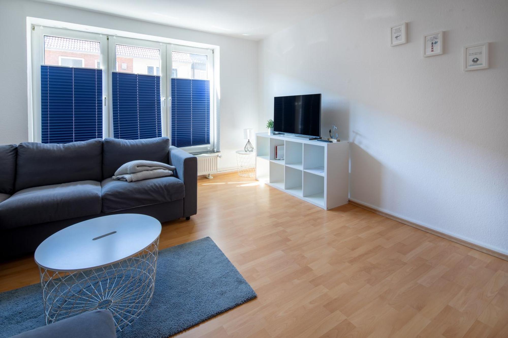 Ferienwohnung Liegeplatz Вилхелмсхафен Екстериор снимка